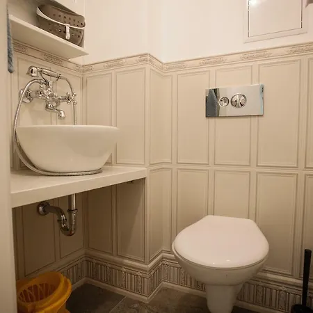 Casabella Apartment